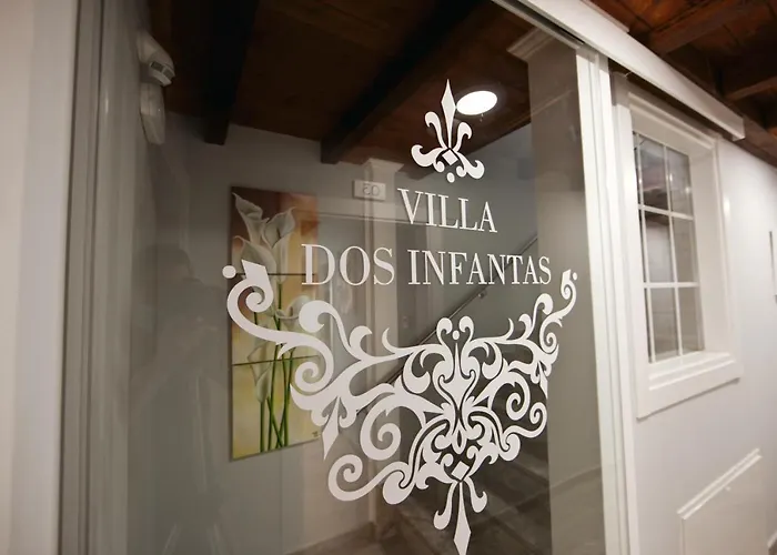 Hotel Dos Infantas 3*